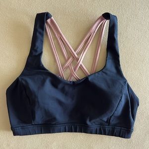 Lululemon Free To Be Serene Bra size 6